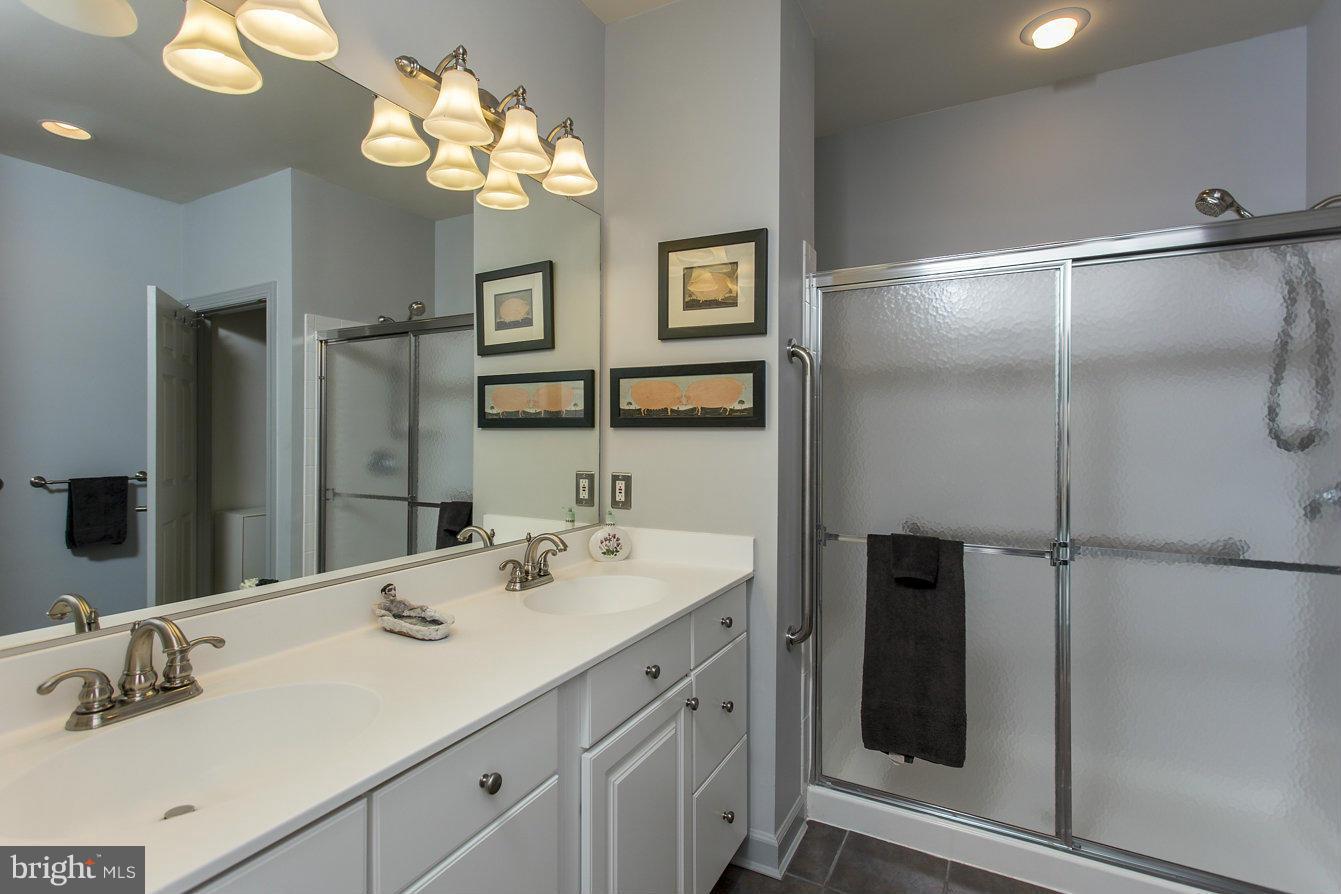 4418 Summer Grape Road Baltimore, MD 21208 - Photo 17 of 30 Bath (Master)