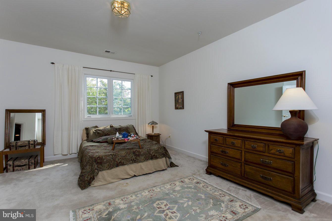 4418 Summer Grape Road Baltimore, MD 21208 - Photo 20 of 30 Bedroom