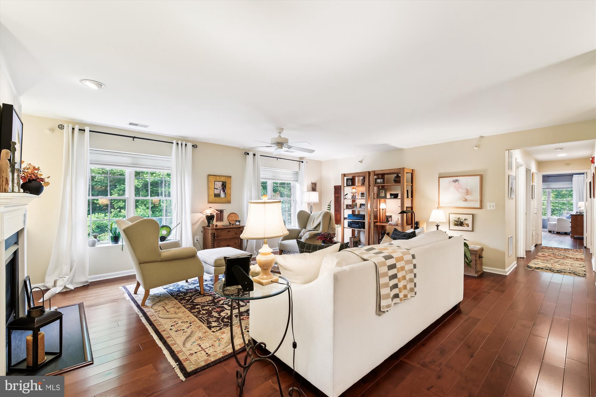 12030 Tralee Road, Unit 402 Lutherville-Timonium, MD 21093 - Photo 6 of 31 Living Room