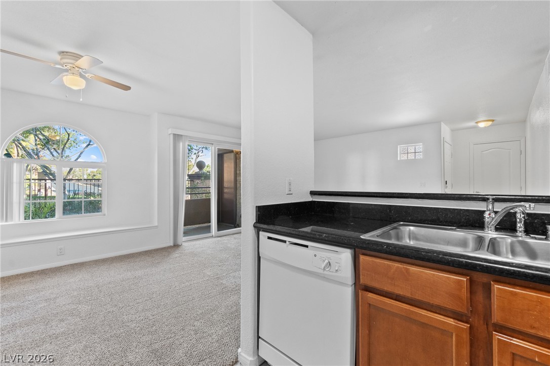 9325 West Desert Inn Road, Unit 190 Las Vegas, NV 89117 - Photo 7 of 27