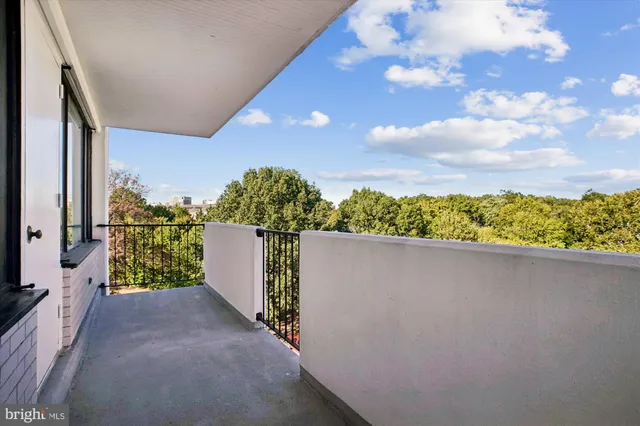 $2,399 | 4501 Arlington Boulevard, Unit 603, Arlington, VA 22203