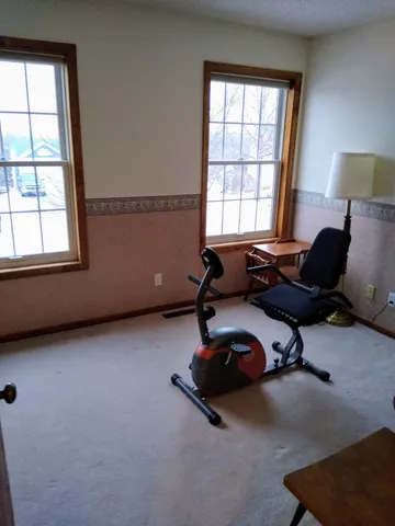 $389,000 | 2446 Pond Avenue East, Maplewood, MN 55119