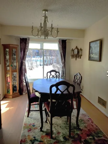 $389,000 | 2446 Pond Avenue East, Maplewood, MN 55119