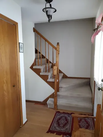 $389,000 | 2446 Pond Avenue East, Maplewood, MN 55119