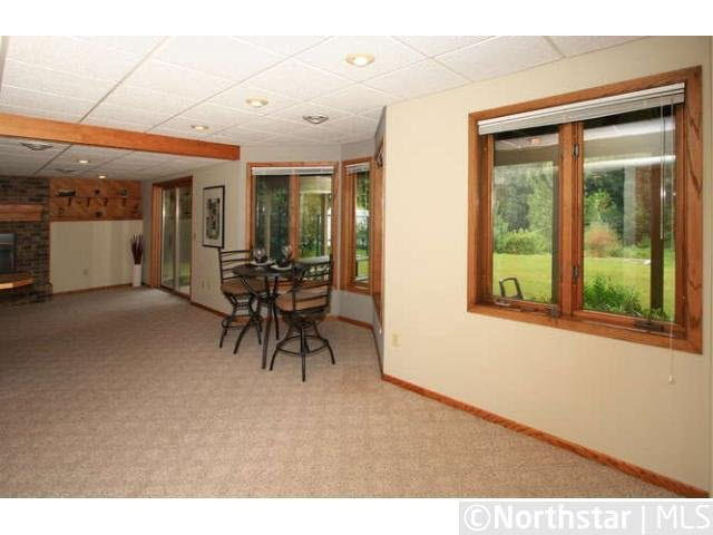 15537 Canyon Ridge Eden Prairie, MN 55347 - Photo 16 of 18 Gallery Image 16