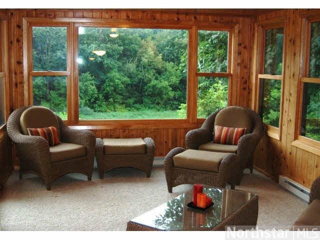 15537 Canyon Ridge Eden Prairie, MN 55347 - Photo 3 of 18 Gallery Image 3