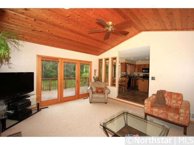 15537 Canyon Ridge Eden Prairie, MN 55347 - Photo 7 of 18 Gallery Image 7