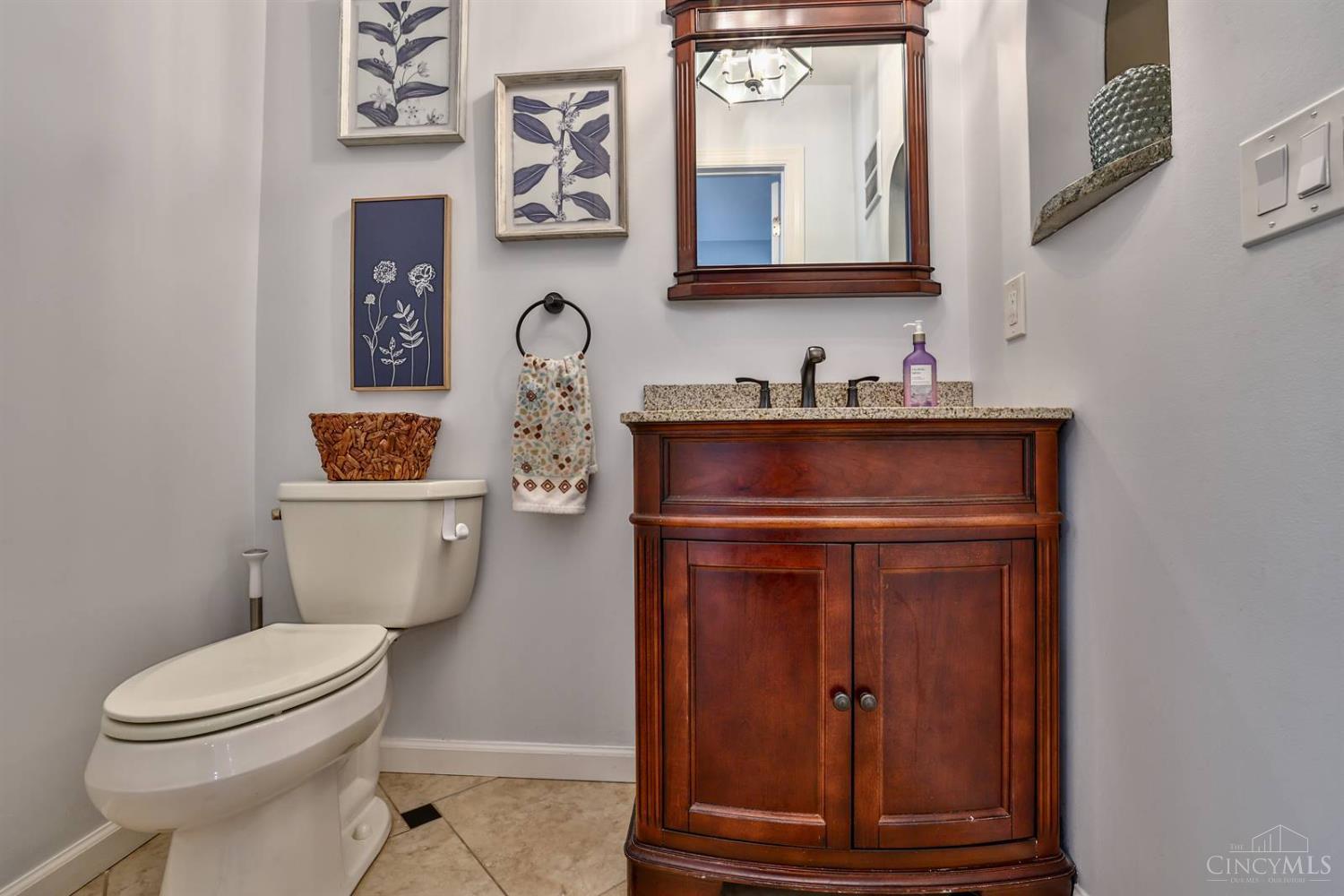 572 Locust Corner Road Cincinnati, OH 45245 - Photo 43 of 80 Gallery Image 43