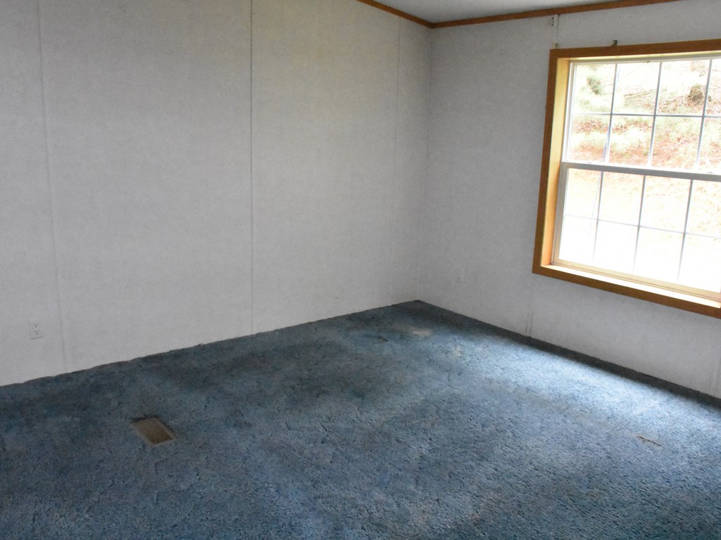 28762 Deckards Road Cochranton, PA 16314 - Photo 14 of 18 an empty room with a window