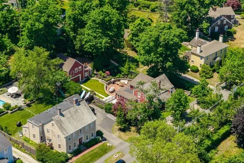 $2,285,000 | 126 South Street, Hingham, MA 02043