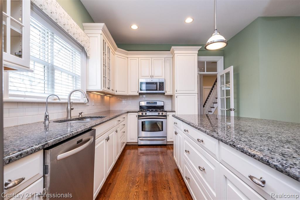302 West 3rd Street Rochester, MI 48307 - Photo 23 of 74 Gallery Image 23