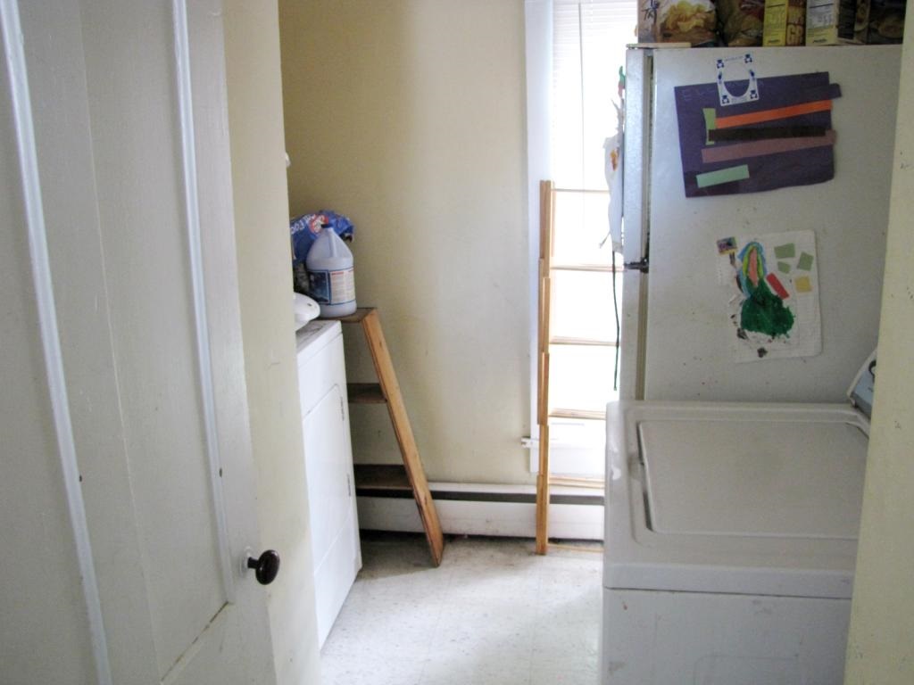 124 Atkinson Street Rockingham, VT 05101 - Photo 17 of 35