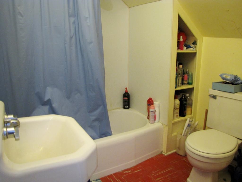 124 Atkinson Street Rockingham, VT 05101 - Photo 23 of 35