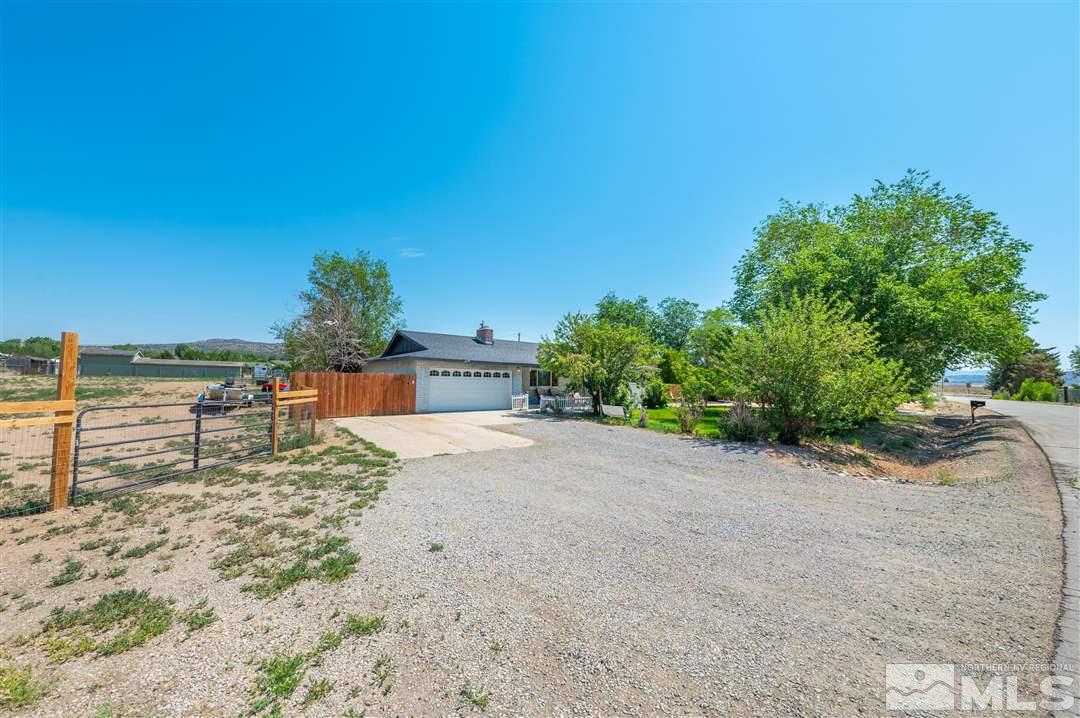 11523 Deodar Way Reno, NV 89506 - Photo 3 of 35 Photo 3