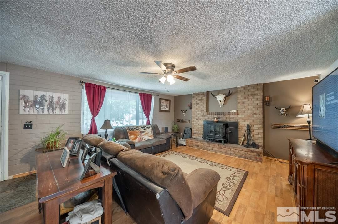 11523 Deodar Way Reno, NV 89506 - Photo 9 of 35 Photo 9