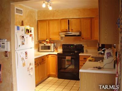 7501 North Rae Avenue Tucson, AZ 85741 - Photo 3 of 12 Gallery Image 3