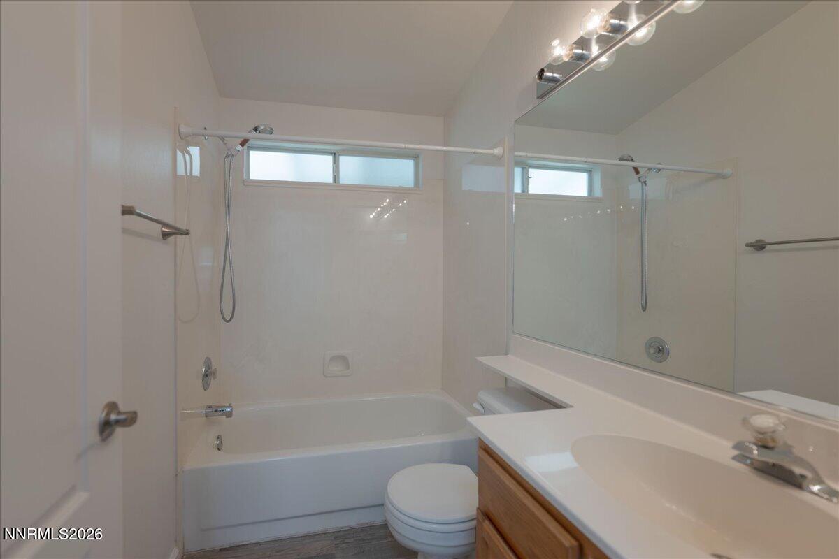 6333 Walnut Creek Road Reno, NV 89523 - Photo 12 of 29 21-Bath 1