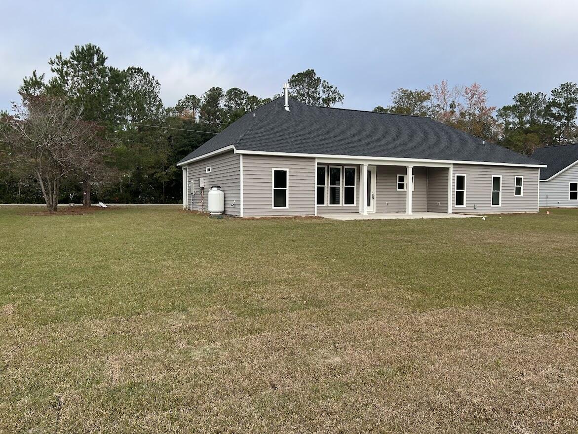 302 Mizell Road Dorchester, SC 29437 - Photo 2 of 16 302 Mizell Road Rear porch view