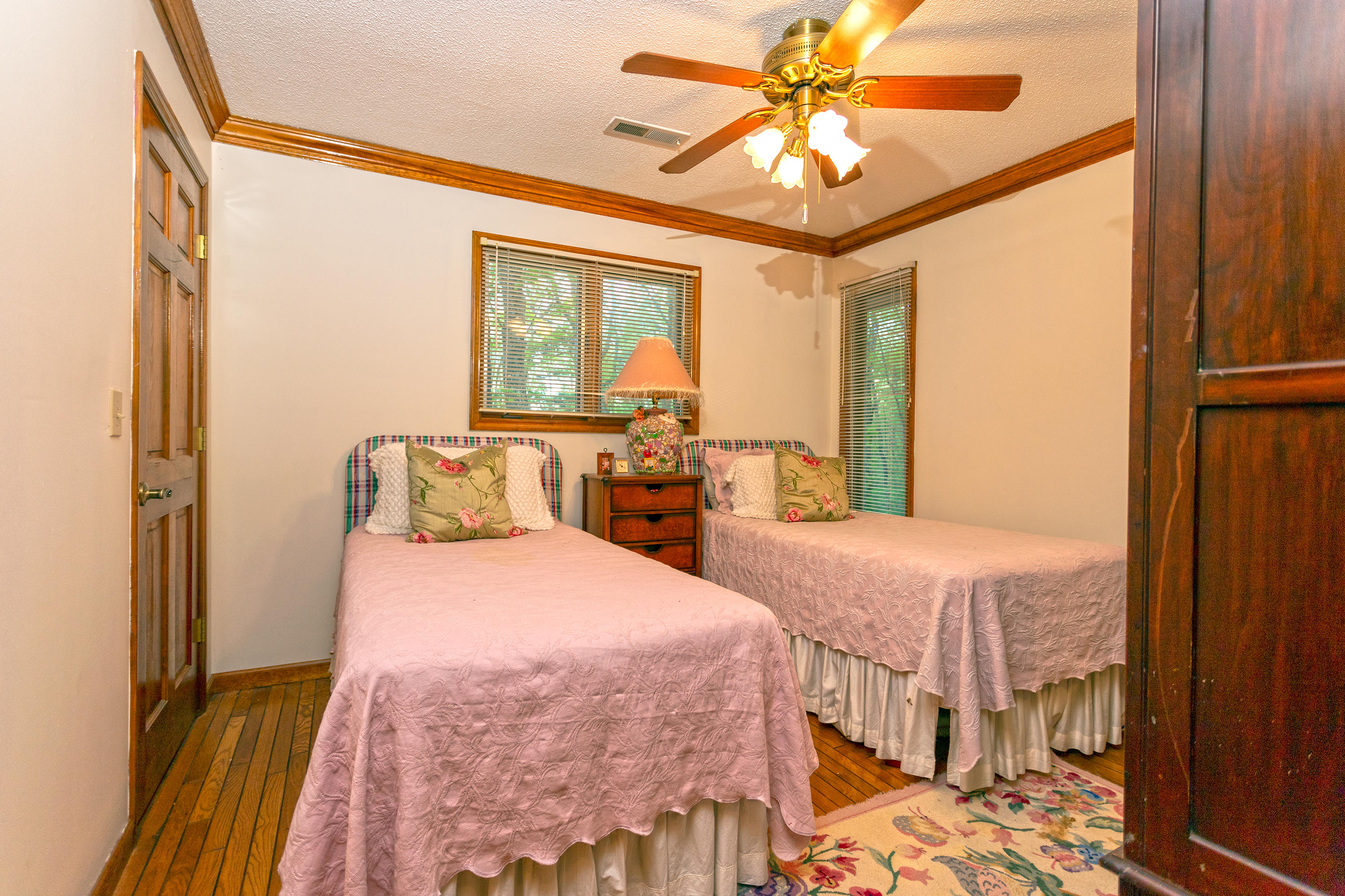 5903 Union Springs Road Chattanooga, TN 37415 - Photo 33 of 64 upstairs bedroom