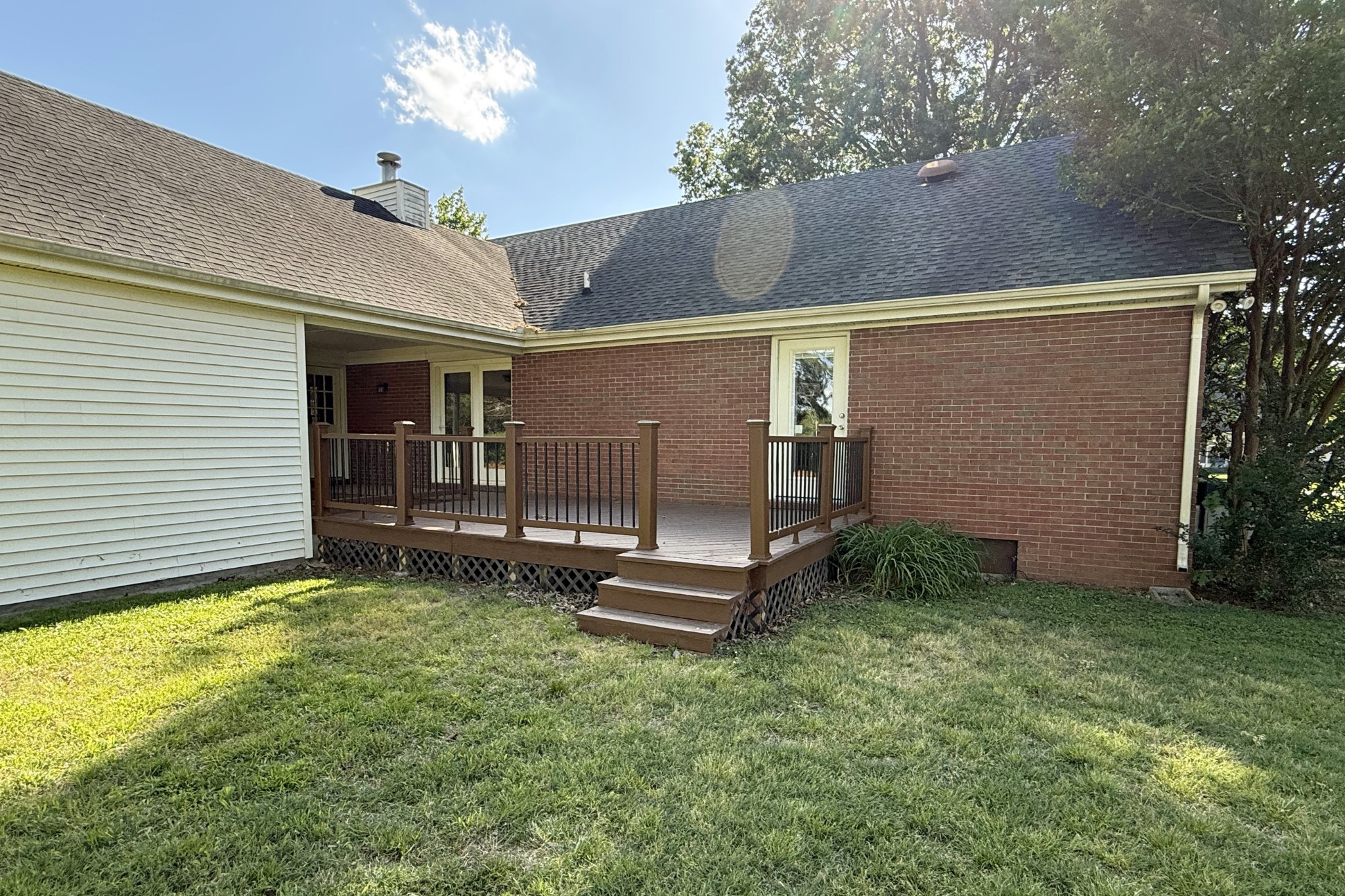 206 Stephens Hill Road Franklin, KY 42134 - Photo 18 of 21 a front view of a house with a yard