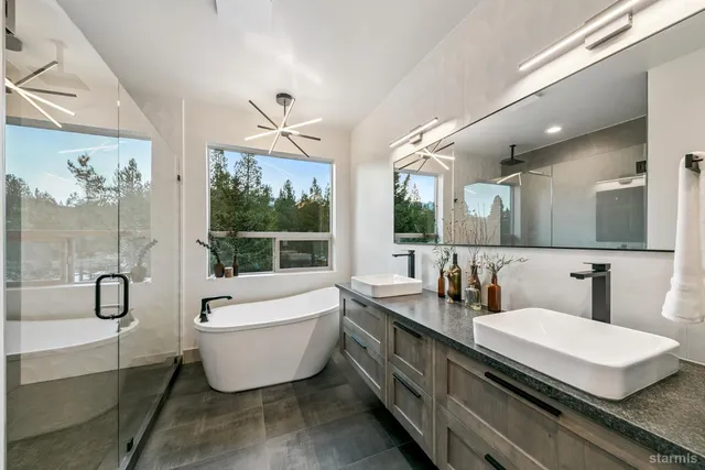 $1,548,000 | 1910 Bakersfield Street, South Lake Tahoe, CA 96150