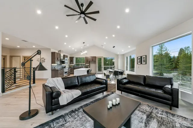 $1,548,000 | 1910 Bakersfield Street, South Lake Tahoe, CA 96150