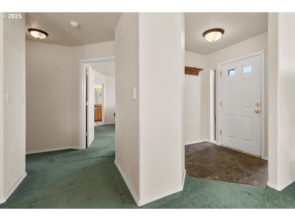 21085 Arid Avenue Bend, OR 97703 - Photo 11 of 45 a view interior of the house