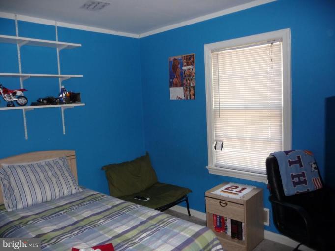 9809 Braddock Road Silver Spring, MD 20903 - Photo 5 of 14 Bedroom # 2 Diff. view