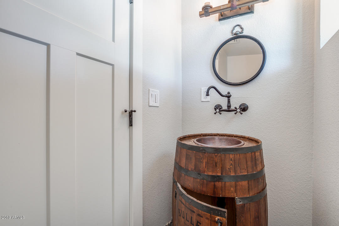 3410 East Campbell Road Gilbert, AZ 85234 - Photo 17 of 47 Half bath