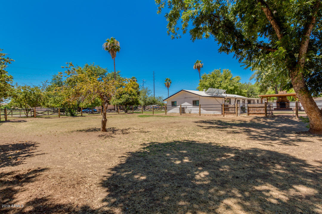 3410 East Campbell Road Gilbert, AZ 85234 - Photo 45 of 47 Loads of space!