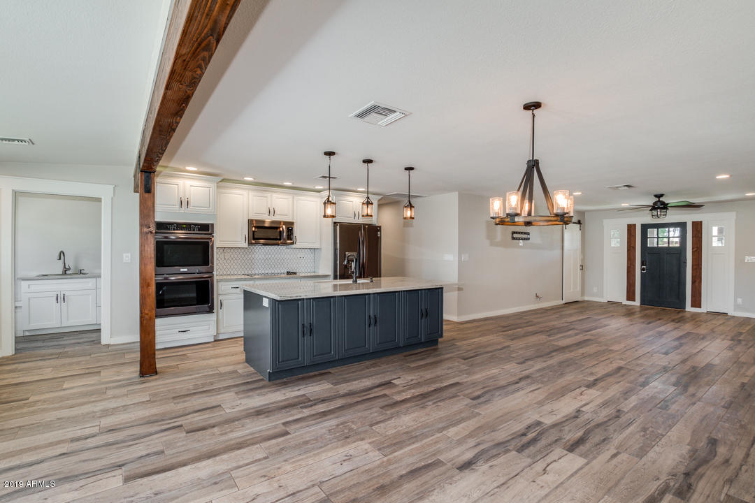 3410 East Campbell Road Gilbert, AZ 85234 - Photo 6 of 47 Kitchen alternate view