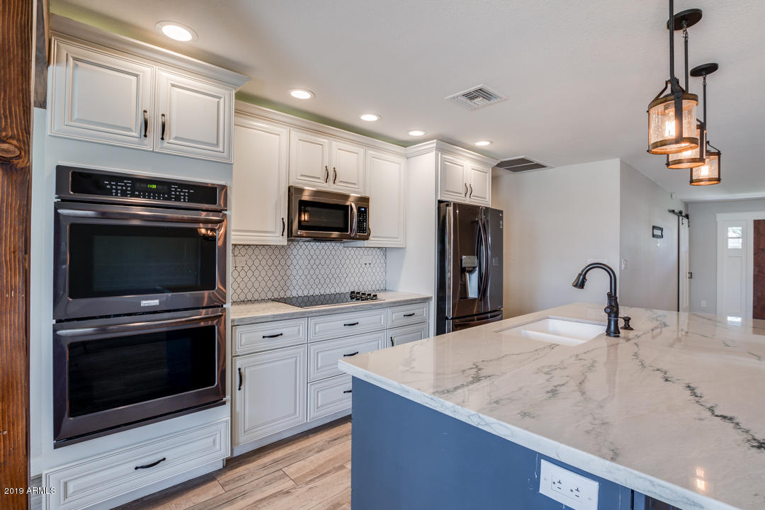3410 East Campbell Road Gilbert, AZ 85234 - Photo 8 of 47 Alternate kitchen