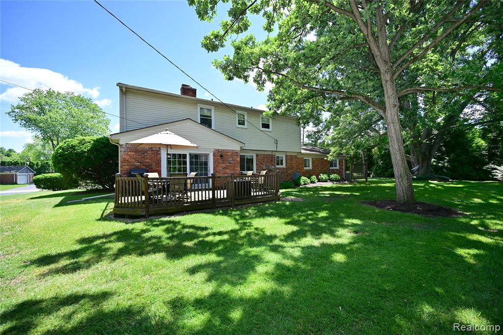 5888 Pentland Road Bloomfield Hills, MI 48301 - Photo 36 of 41
