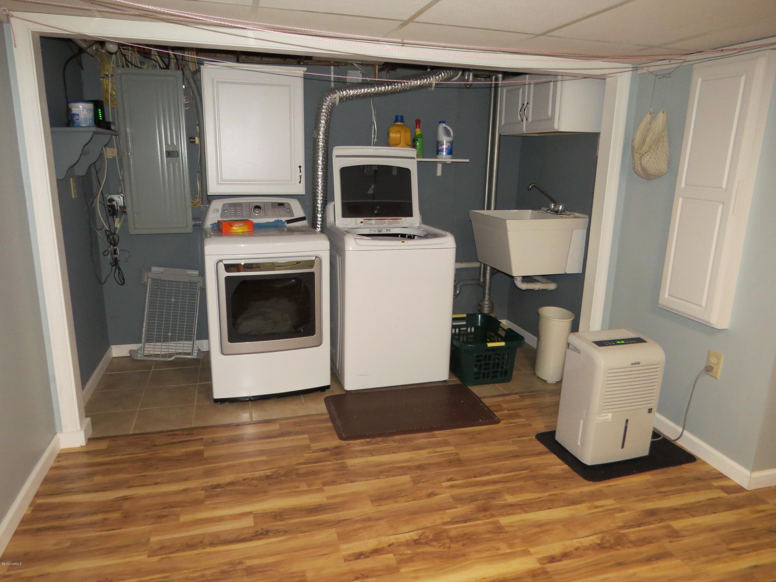 39 Harding Avenue Adams, MA 01220 - Photo 38 of 54 Laundry / Craft Room