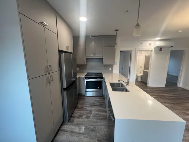 $2,500 | 106 Grove Street, Unit 2B, Peterborough, NH 03458