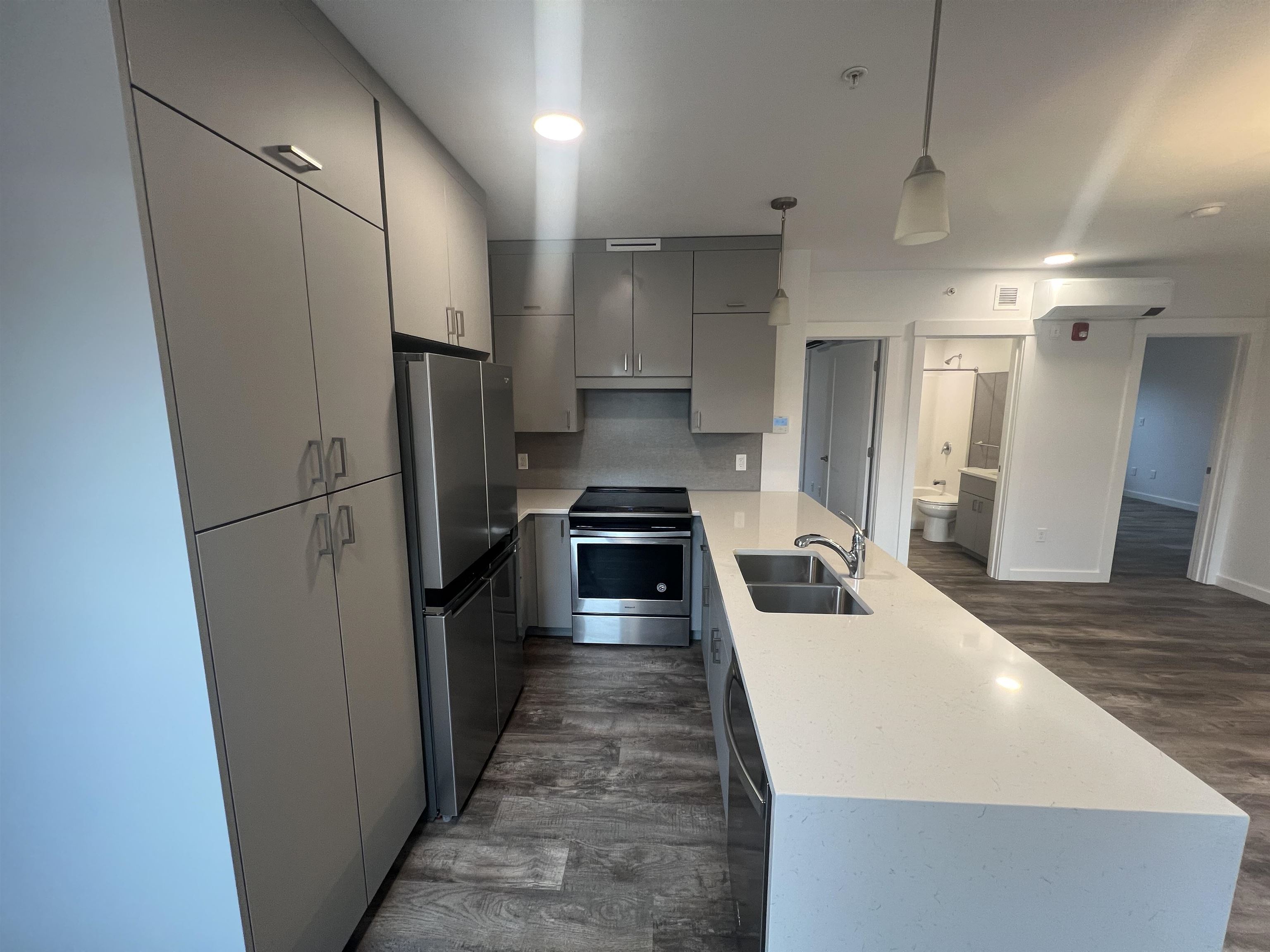 106 Grove Street, Unit 2B Peterborough, NH 03458 - Photo 2 of 11