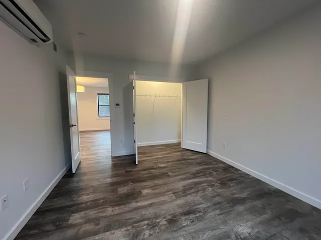 $2,500 | 106 Grove Street, Unit 2B, Peterborough, NH 03458