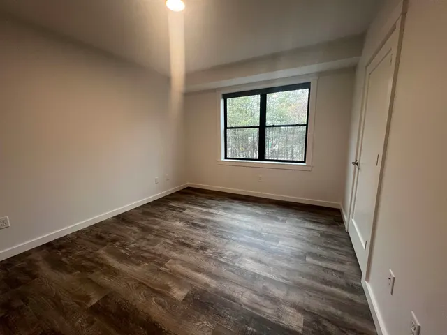 $2,500 | 106 Grove Street, Unit 2B, Peterborough, NH 03458