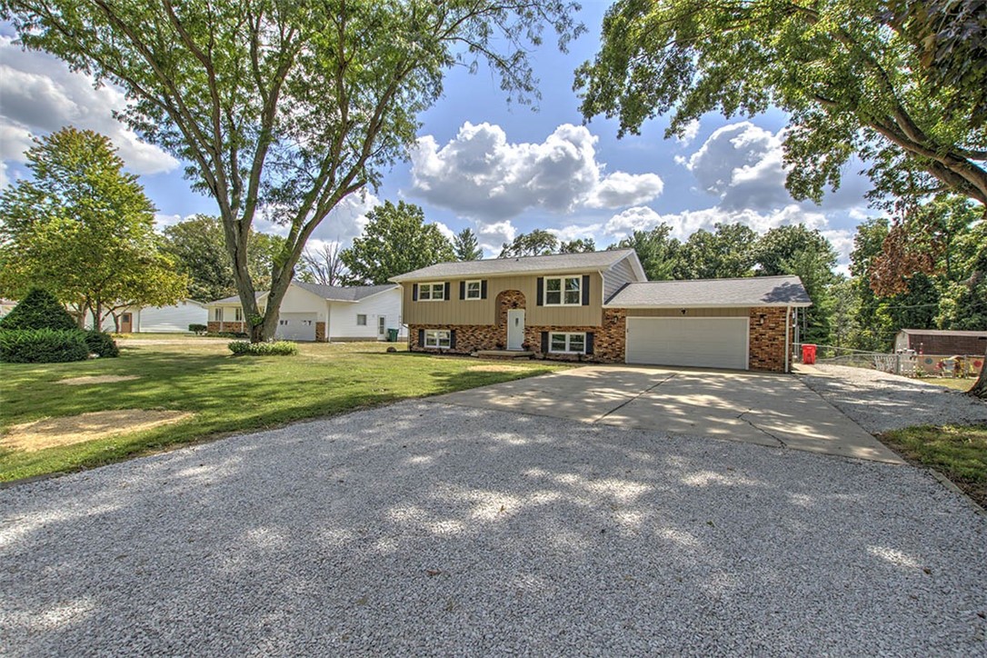 6525 Majors Lane Decatur, IL 62521 - Photo 4 of 39