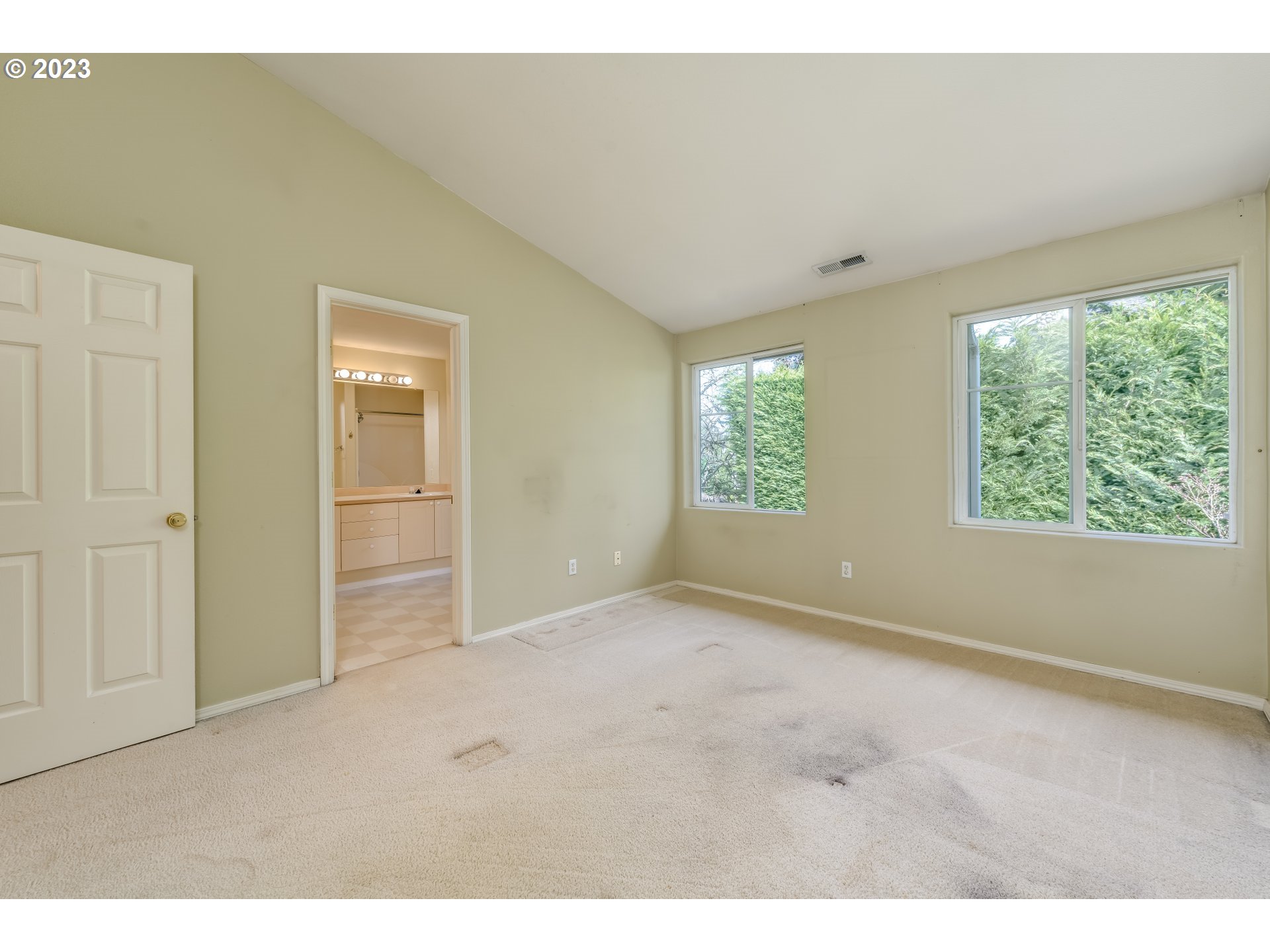14245 Southwest Barrows Road Beaverton, OR 97007 - Photo 18 of 28 Gallery Image 18
