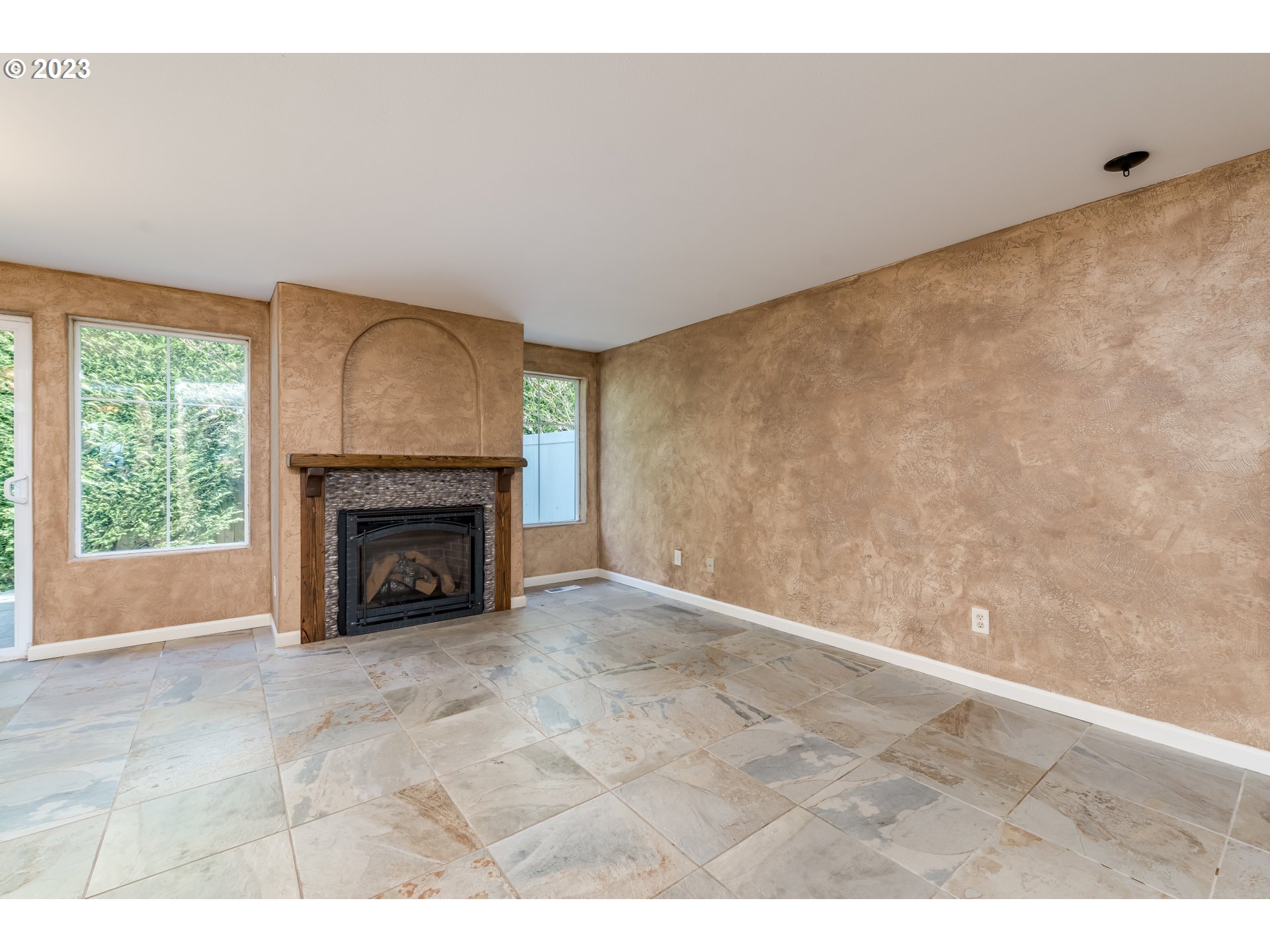 14245 Southwest Barrows Road Beaverton, OR 97007 - Photo 10 of 28 Gallery Image 10