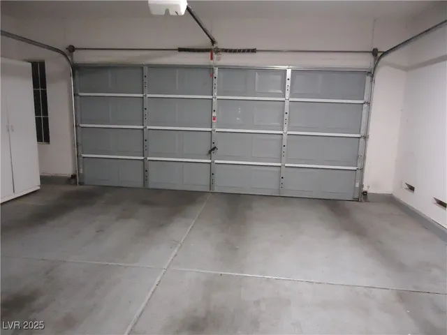 $2,000 | 10106 San Gervasio Avenue, Las Vegas, NV 89147