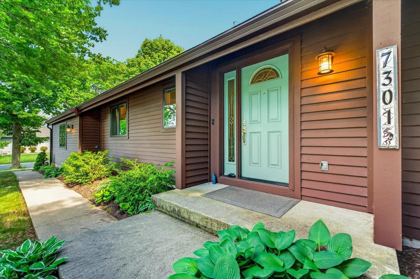 7301 Sawmill Road Madison, WI 53717 - Photo 9 of 54