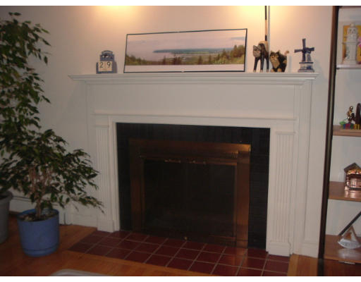 109 Spring Street Arlington, MA 02476 - Photo 3 of 16 Gallery Image 3