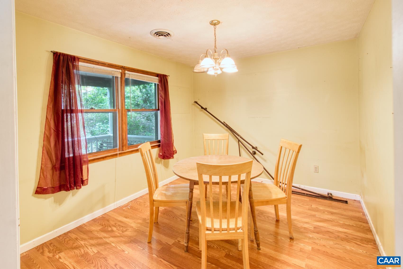 748 Snow Mountain Road Stanardsville, VA 22973 - Photo 6 of 35