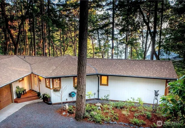$1,247,000 | 265 Madrona Drive, Friday Harbor, WA 98250