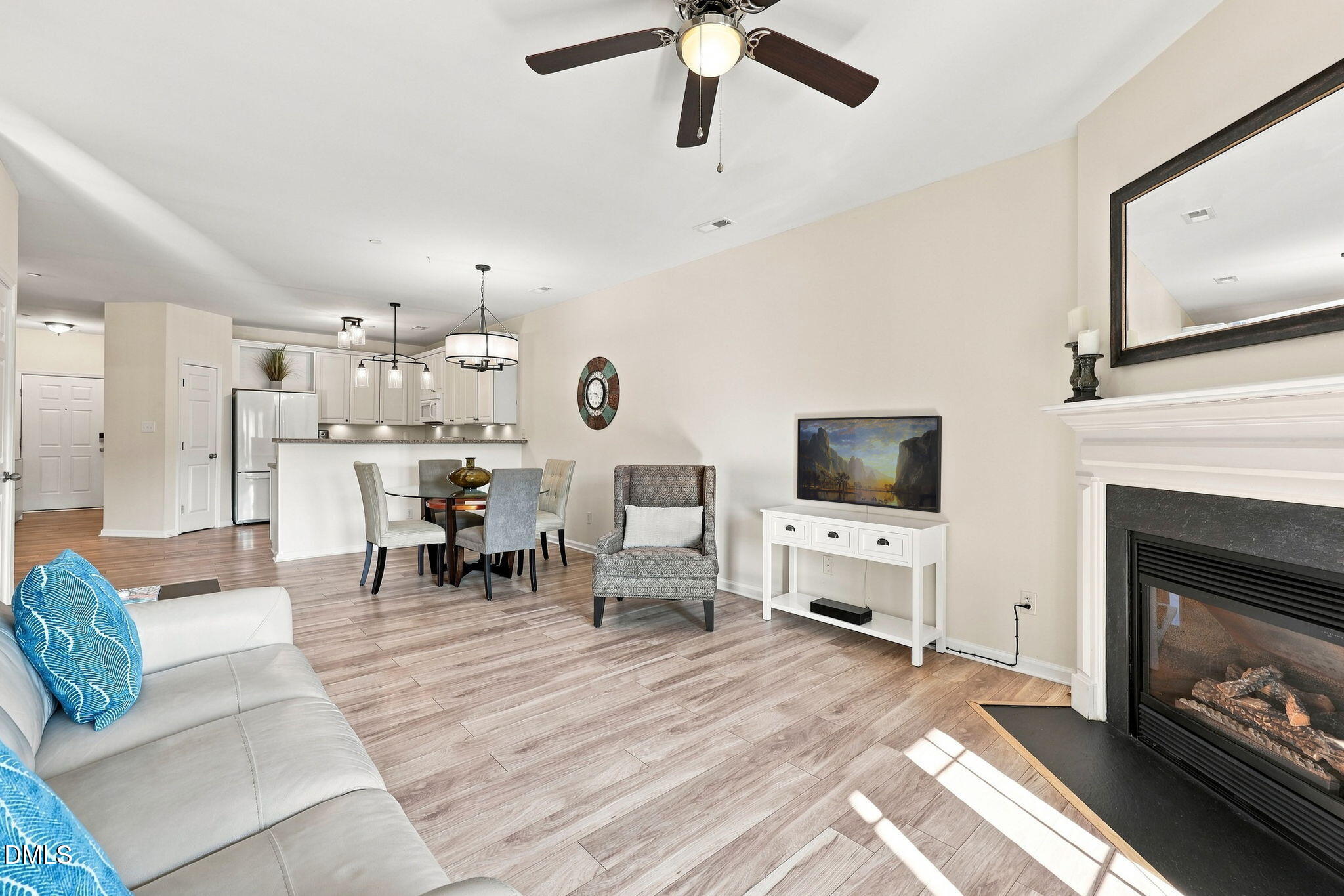 311 Springfork Drive Cary, NC 27513 - Photo 9 of 50 31-web-or-mls-IMG_5925_edit
