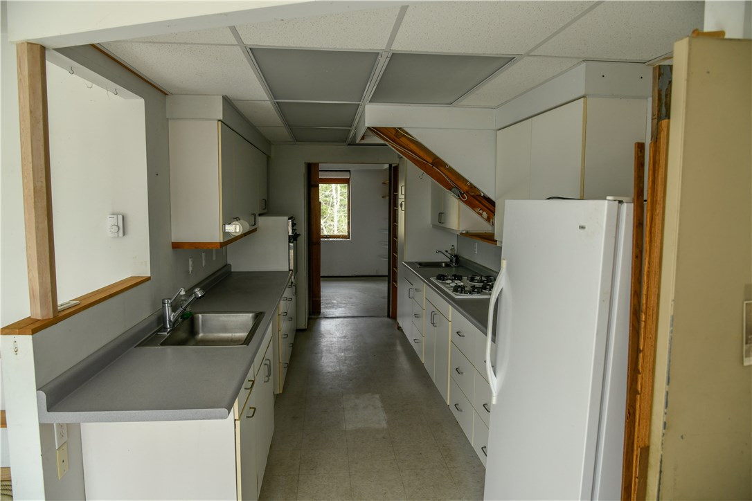 40 Old Coach Road Charlestown, RI 02813 - Photo 13 of 15