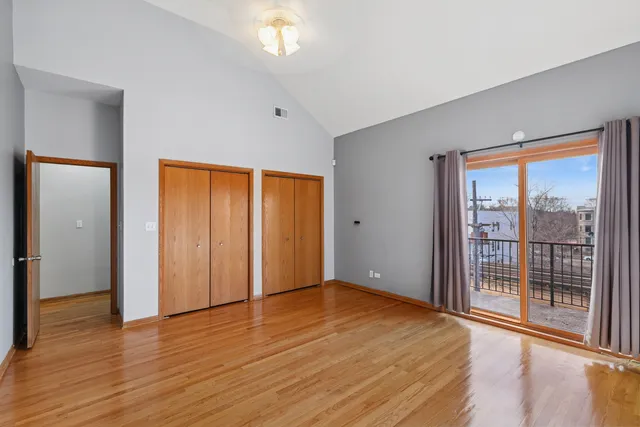 $240,000 | 4426 South Calumet Avenue, Unit 3, Chicago, IL 60653