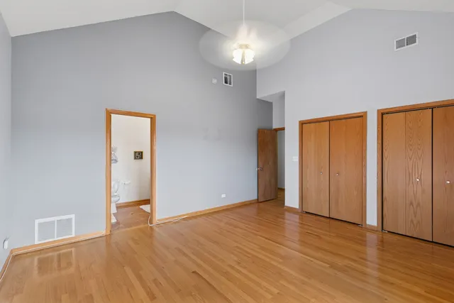 $240,000 | 4426 South Calumet Avenue, Unit 3, Chicago, IL 60653